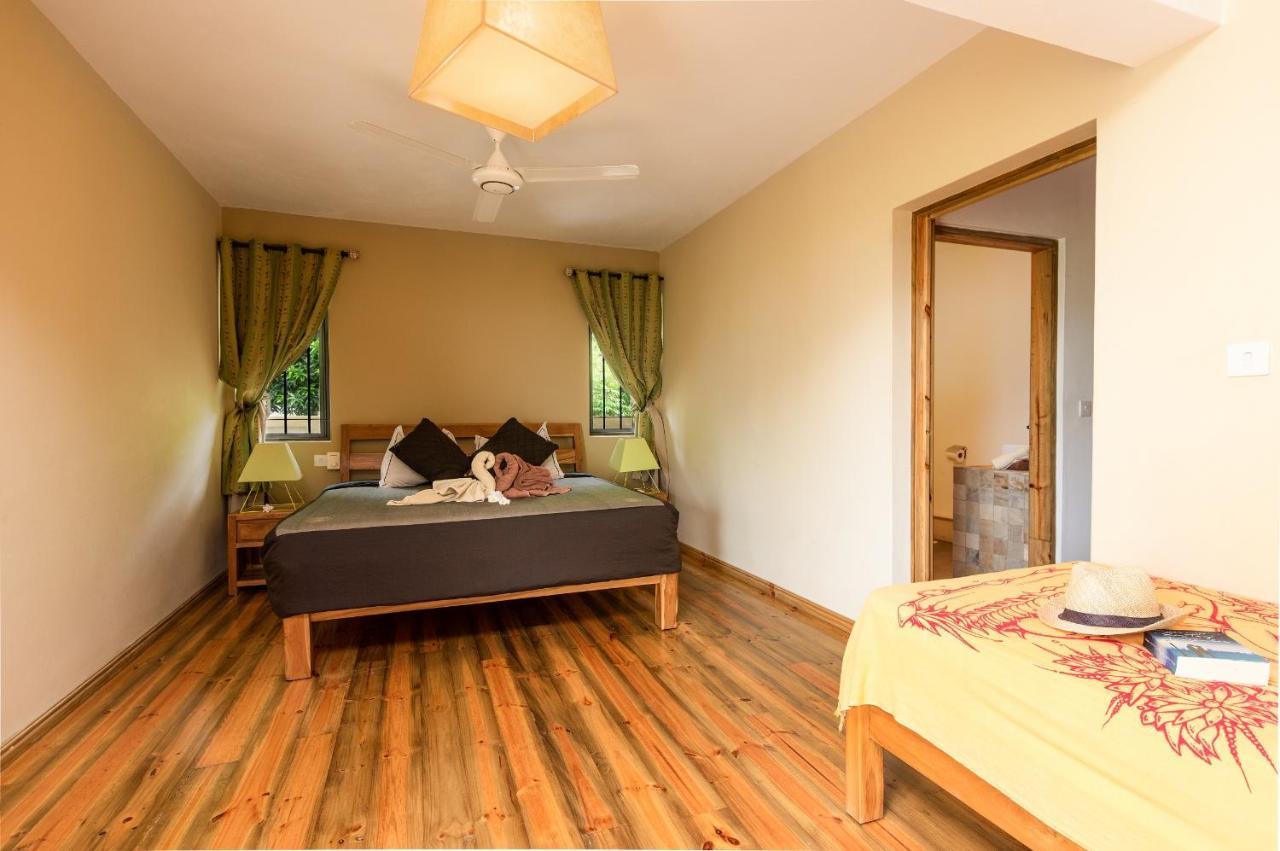 לה מורנה Happy Days Guest House מראה חיצוני תמונה